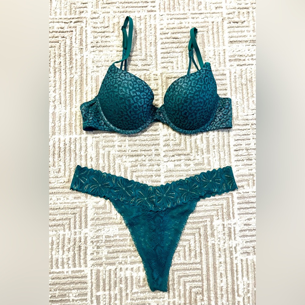 Like New: New Boundaries Wired Bra & Undies Set (36B bra- UNK size bottom) (#2)